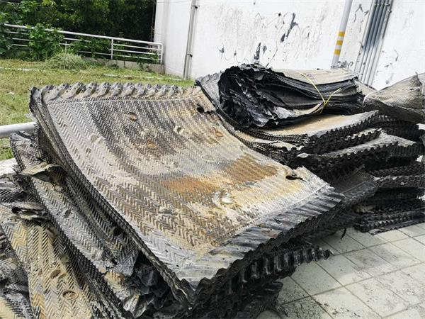 工業型冷卻塔的正確使用方法(冷卻塔布置標準)