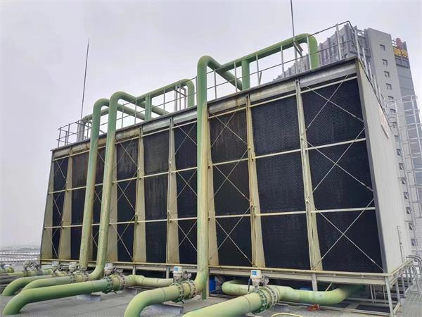閉式冷卻塔比開式冷卻塔好在哪里?(閉式冷卻塔與開式